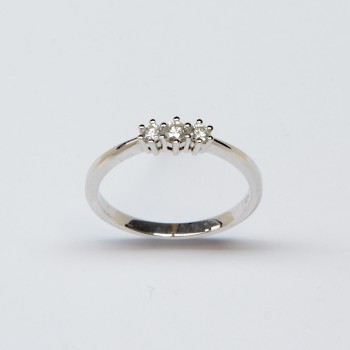 9ct White Gold Diamond Ring